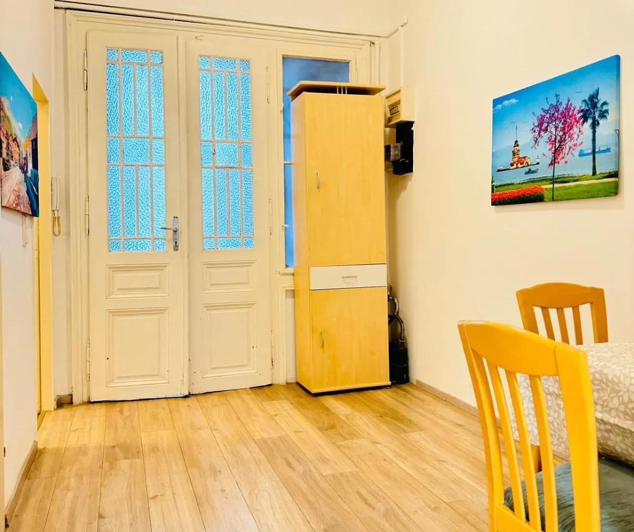 Comfy 1Br Apt For 4, 10Min Transport To Stadthalle Wien Lägenhet