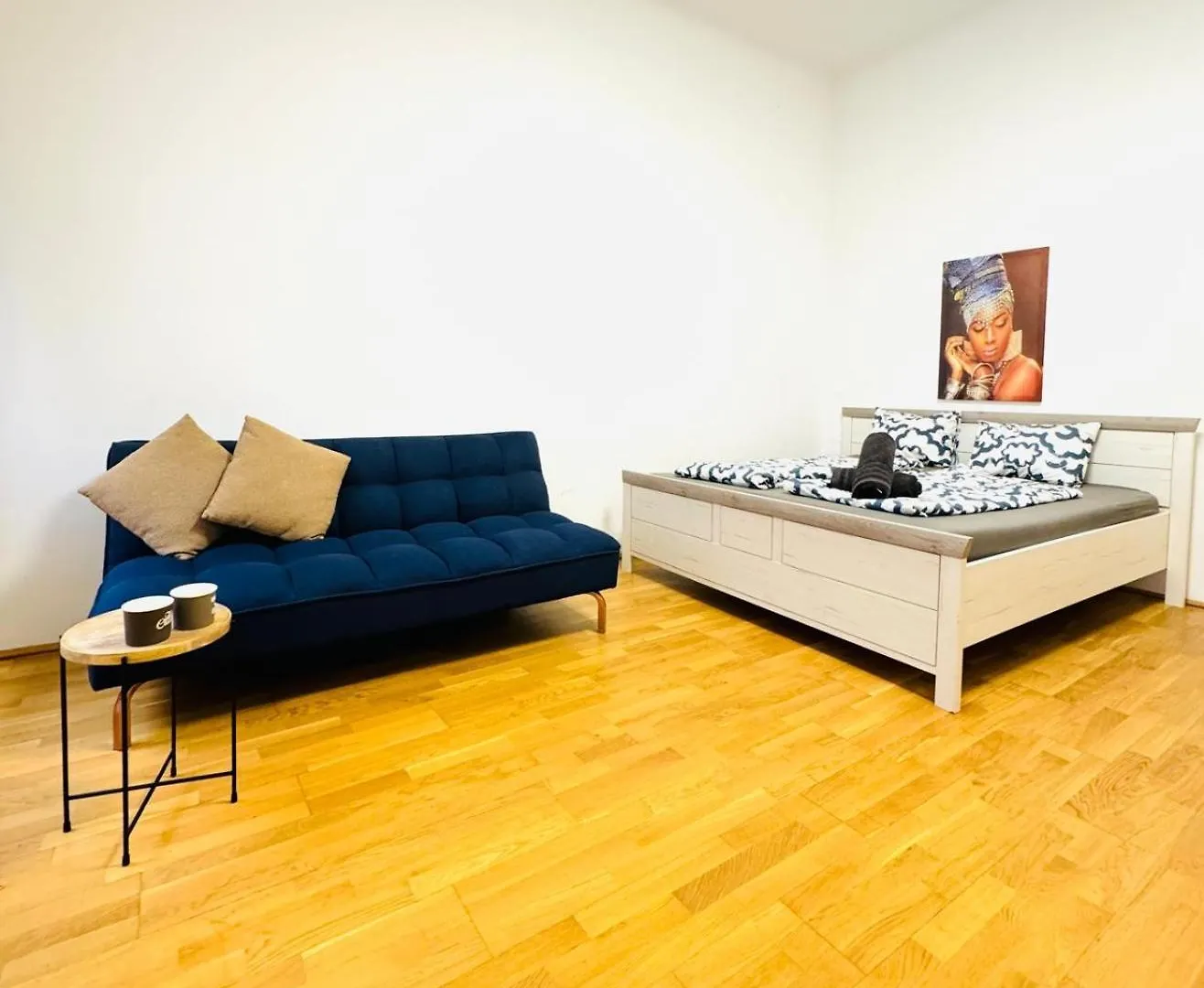 Comfy 1Br Apt For 4, 10Min Transport To Stadthalle location